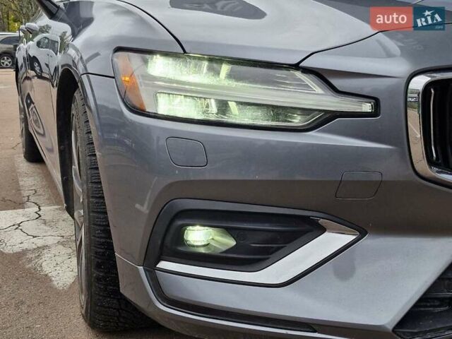 Вольво С60 2018 у Києві на Automoto.ua Сірий Вольво С60, об'ємом двигуна 2 л та пробігом 127 тис. км за 29000 $, фото 23 на Automoto.ua