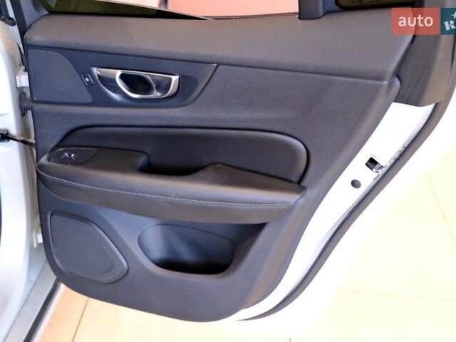 Вольво С60 2018 в Одессе на Automoto.ua Серый Вольво С60, объемом двигателя 2 л и пробегом 97 тыс. км за 16900 $, фото 38 на Automoto.ua