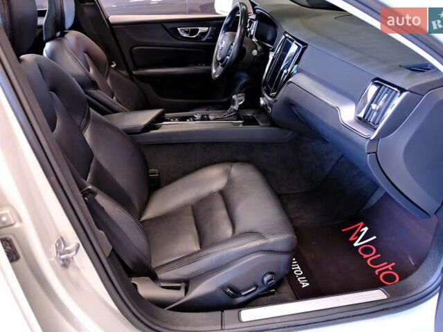 Вольво С60 2018 в Одессе на Automoto.ua Серый Вольво С60, объемом двигателя 2 л и пробегом 97 тыс. км за 16900 $, фото 43 на Automoto.ua