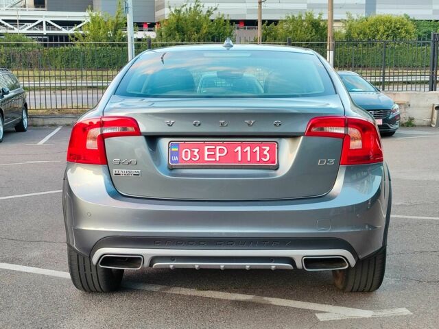 Вольво С60 2018 в Киеве на Automoto.ua Серый Вольво С60, объемом двигателя 2 л и пробегом 238 тыс. км за 19600 $, фото 6 на Automoto.ua