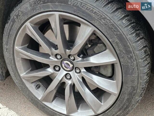 Вольво С60 2018 у Києві на Automoto.ua Сірий Вольво С60, об'ємом двигуна 2 л та пробігом 127 тис. км за 29000 $, фото 17 на Automoto.ua