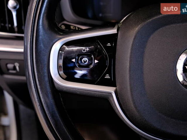 Вольво С60 2018 в Одессе на Automoto.ua Серый Вольво С60, объемом двигателя 2 л и пробегом 97 тыс. км за 16900 $, фото 21 на Automoto.ua