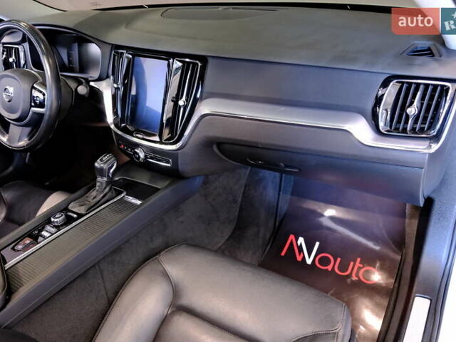 Вольво С60 2018 в Одессе на Automoto.ua Серый Вольво С60, объемом двигателя 2 л и пробегом 97 тыс. км за 16900 $, фото 44 на Automoto.ua