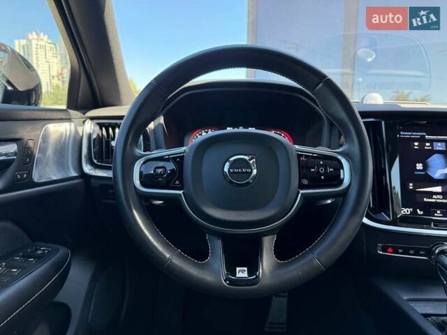 Серый Вольво С60, объемом двигателя 1.98 л и пробегом 70 тыс. км за 25990 $, фото 17 на Automoto.ua