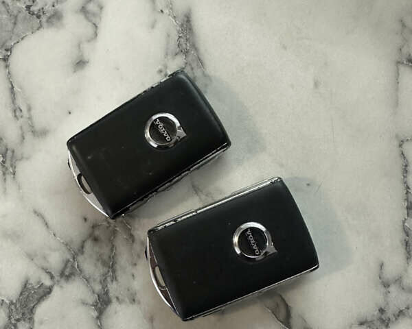 Серый Вольво С60, объемом двигателя 1.97 л и пробегом 208 тыс. км за 19800 $, фото 24 на Automoto.ua