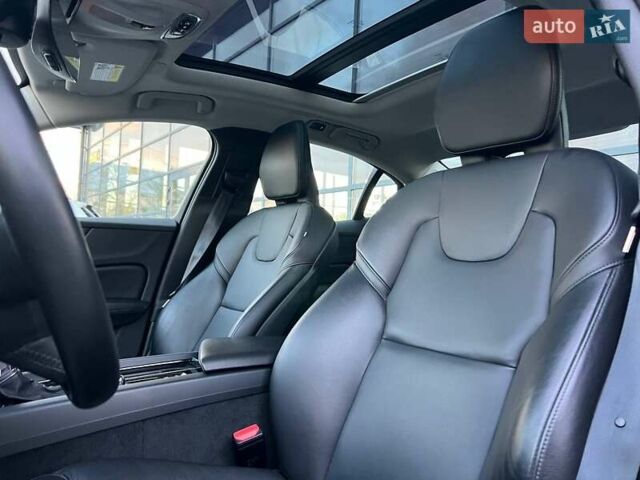 Серый Вольво С60, объемом двигателя 1.97 л и пробегом 66 тыс. км за 23500 $, фото 11 на Automoto.ua