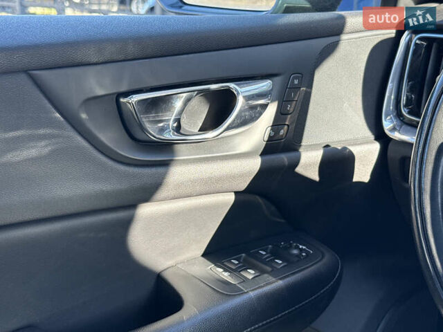 Сірий Вольво С60, об'ємом двигуна 1.97 л та пробігом 72 тис. км за 21900 $, фото 26 на Automoto.ua