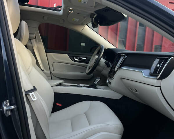 Сірий Вольво С60, об'ємом двигуна 1.97 л та пробігом 137 тис. км за 20999 $, фото 25 на Automoto.ua