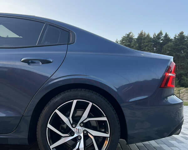 Серый Вольво С60, объемом двигателя 1.97 л и пробегом 137 тыс. км за 19999 $, фото 12 на Automoto.ua