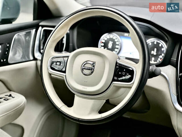 Серый Вольво С60, объемом двигателя 1.97 л и пробегом 72 тыс. км за 32500 $, фото 35 на Automoto.ua