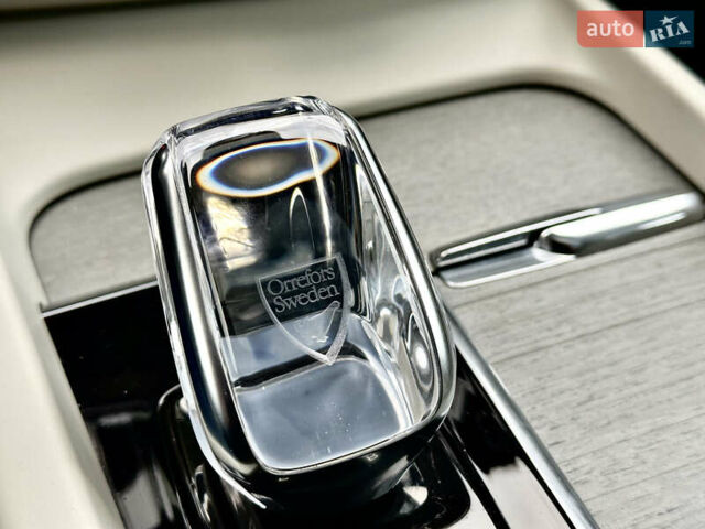 Серый Вольво С60, объемом двигателя 1.97 л и пробегом 72 тыс. км за 32500 $, фото 69 на Automoto.ua