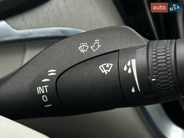 Серый Вольво С60, объемом двигателя 1.97 л и пробегом 72 тыс. км за 32500 $, фото 48 на Automoto.ua