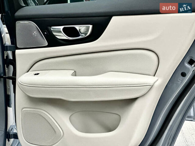 Серый Вольво С60, объемом двигателя 1.97 л и пробегом 72 тыс. км за 32500 $, фото 54 на Automoto.ua