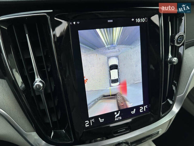 Серый Вольво С60, объемом двигателя 1.97 л и пробегом 72 тыс. км за 32500 $, фото 77 на Automoto.ua