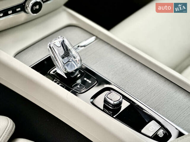 Серый Вольво С60, объемом двигателя 1.97 л и пробегом 72 тыс. км за 32500 $, фото 70 на Automoto.ua