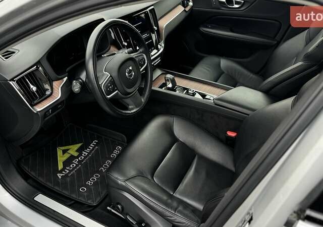 Серый Вольво С60, объемом двигателя 1.97 л и пробегом 78 тыс. км за 31500 $, фото 16 на Automoto.ua