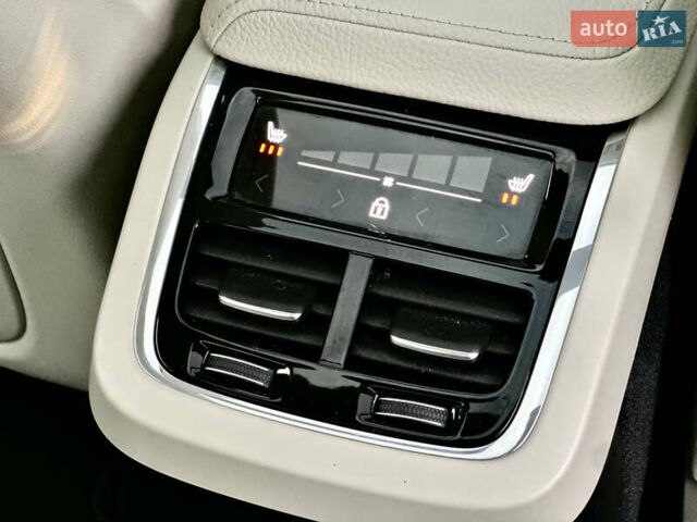 Серый Вольво С60, объемом двигателя 1.97 л и пробегом 72 тыс. км за 32500 $, фото 73 на Automoto.ua