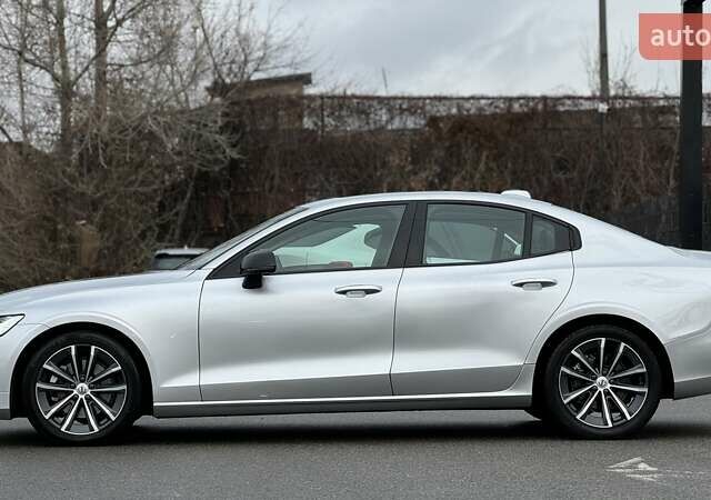 Серый Вольво С60, объемом двигателя 1.97 л и пробегом 78 тыс. км за 31500 $, фото 4 на Automoto.ua