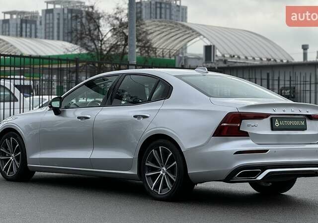 Серый Вольво С60, объемом двигателя 1.97 л и пробегом 78 тыс. км за 31500 $, фото 5 на Automoto.ua