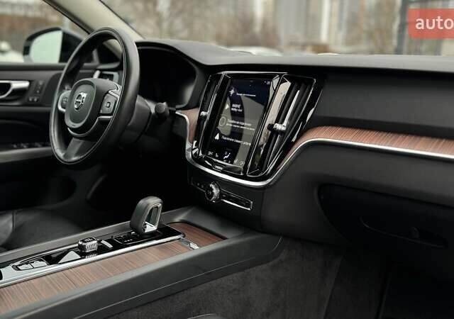 Серый Вольво С60, объемом двигателя 1.97 л и пробегом 78 тыс. км за 31500 $, фото 23 на Automoto.ua