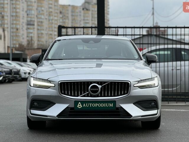 Серый Вольво С60, объемом двигателя 1.97 л и пробегом 78 тыс. км за 26500 $, фото 2 на Automoto.ua