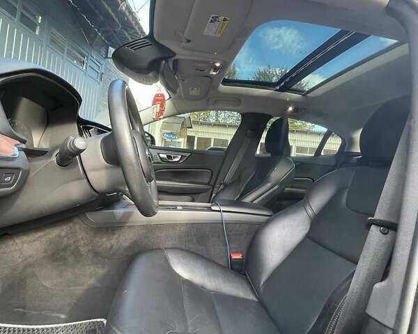 Сірий Вольво С60, об'ємом двигуна 2 л та пробігом 30 тис. км за 26300 $, фото 10 на Automoto.ua