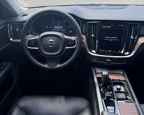 Вольво С60 2023 в Киеве на Automoto.ua Серый Вольво С60, объемом двигателя 1.97 л и пробегом 9 тыс. км за 31500 $, фото 24 на Automoto.ua