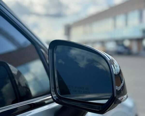 Вольво С60 2023 в Киеве на Automoto.ua Серый Вольво С60, объемом двигателя 1.97 л и пробегом 9 тыс. км за 31500 $, фото 17 на Automoto.ua