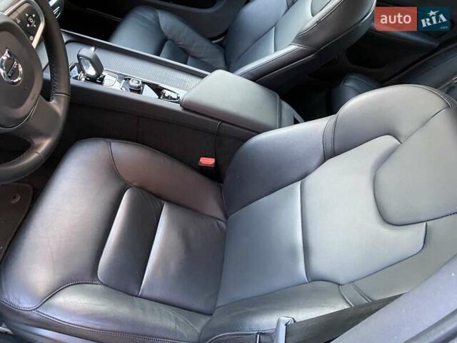 Серый Вольво С60, объемом двигателя 1.97 л и пробегом 5 тыс. км за 28900 $, фото 19 на Automoto.ua