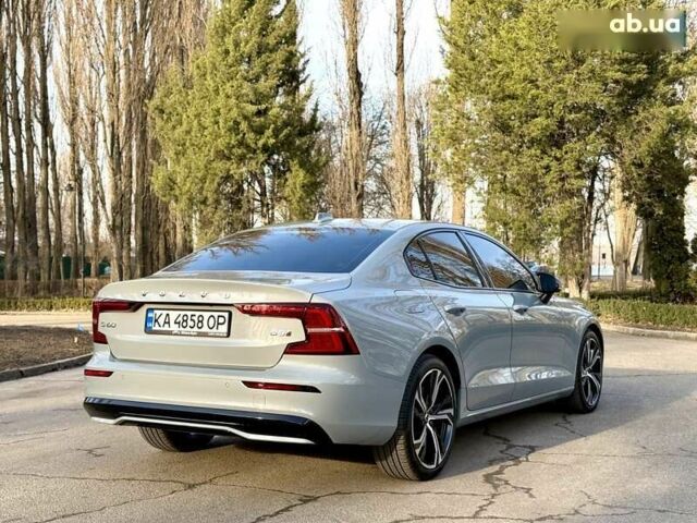 Серый Вольво С60, объемом двигателя 2 л и пробегом 4 тыс. км за 37500 $, фото 27 на Automoto.ua