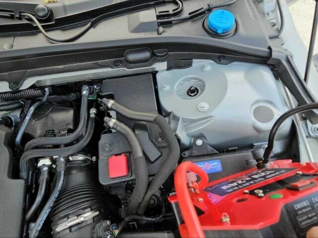 Сірий Вольво С60, об'ємом двигуна 2 л та пробігом 8 тис. км за 15000 $, фото 14 на Automoto.ua