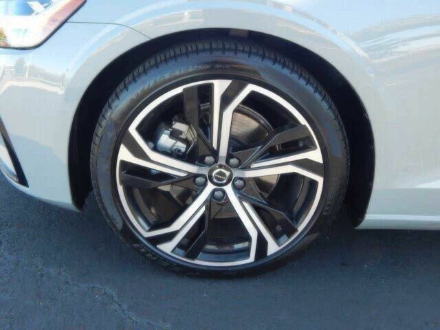 Серый Вольво С60, объемом двигателя 2 л и пробегом 23 тыс. км за 9000 $, фото 10 на Automoto.ua