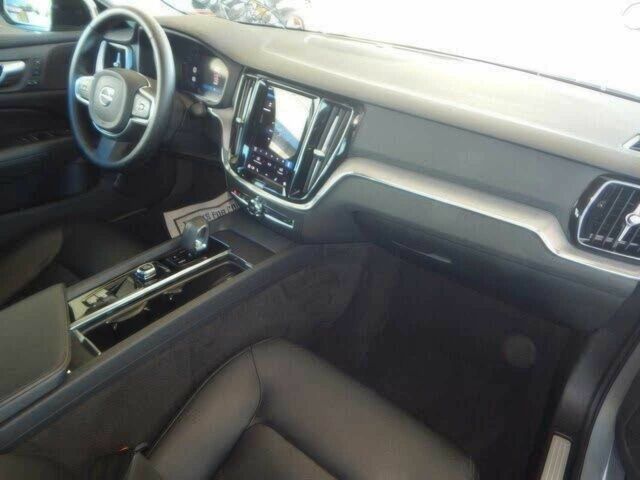 Серый Вольво С60, объемом двигателя 2 л и пробегом 23 тыс. км за 9000 $, фото 5 на Automoto.ua