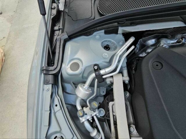 Сірий Вольво С60, об'ємом двигуна 2 л та пробігом 8 тис. км за 16800 $, фото 15 на Automoto.ua