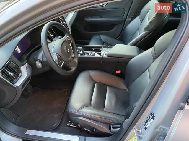 Серый Вольво С60, объемом двигателя 1.97 л и пробегом 5 тыс. км за 28900 $, фото 5 на Automoto.ua