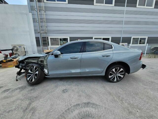 Сірий Вольво С60, об'ємом двигуна 2 л та пробігом 8 тис. км за 16800 $, фото 4 на Automoto.ua