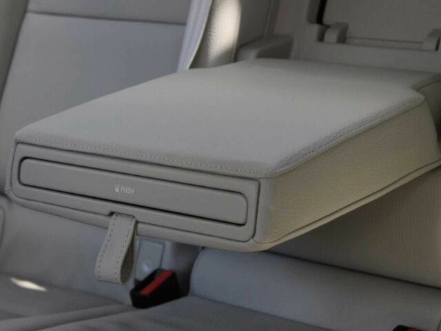 Серый Вольво С60, объемом двигателя 2 л и пробегом 14 тыс. км за 17000 $, фото 11 на Automoto.ua