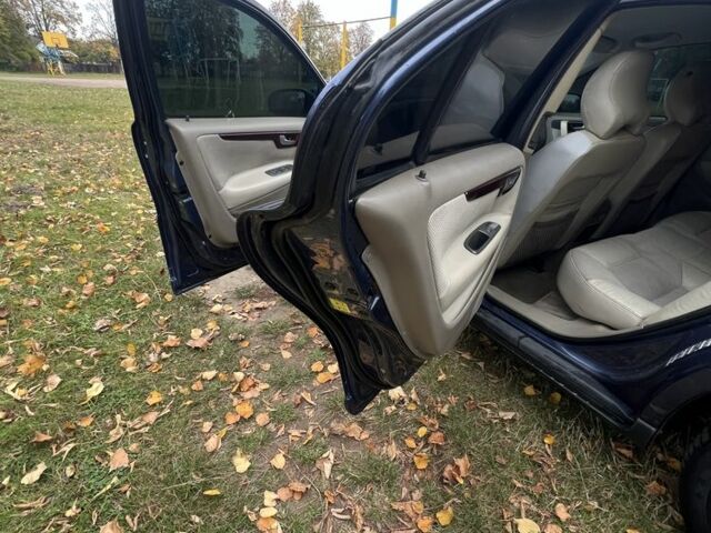 Синий Вольво С60, объемом двигателя 2.4 л и пробегом 315 тыс. км за 3900 $, фото 16 на Automoto.ua