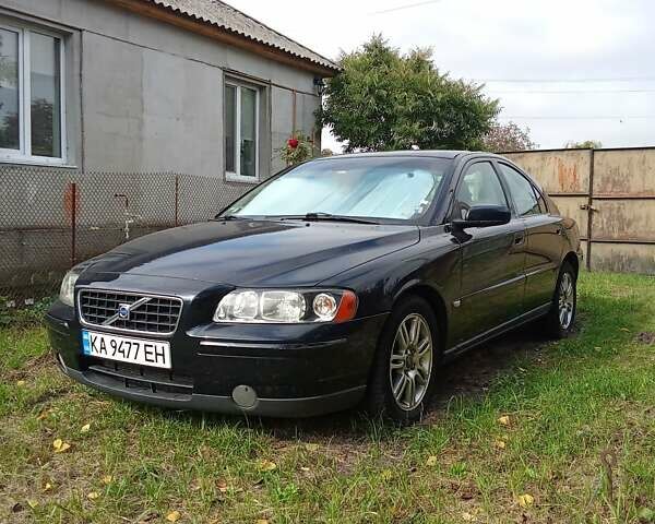 Синий Вольво С60, объемом двигателя 2.4 л и пробегом 290 тыс. км за 6450 $, фото 4 на Automoto.ua