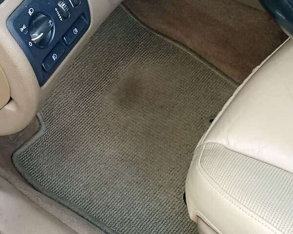 Синий Вольво С60, объемом двигателя 2.4 л и пробегом 290 тыс. км за 6450 $, фото 6 на Automoto.ua