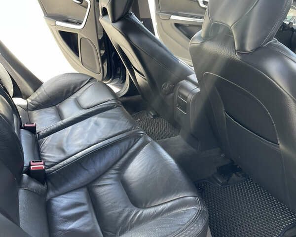 Синий Вольво С60, объемом двигателя 1.6 л и пробегом 250 тыс. км за 9000 $, фото 16 на Automoto.ua