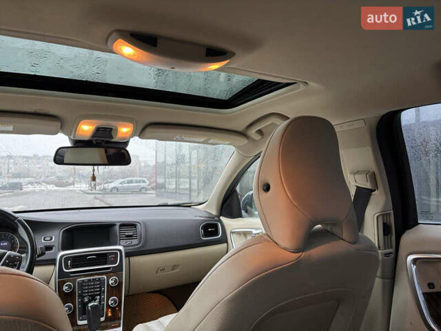 Синий Вольво С60, объемом двигателя 2.5 л и пробегом 225 тыс. км за 8200 $, фото 20 на Automoto.ua