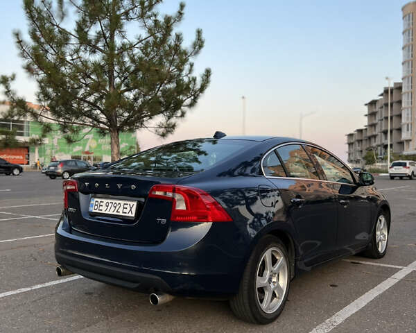 Синій Вольво С60, об'ємом двигуна 2.5 л та пробігом 215 тис. км за 9299 $, фото 3 на Automoto.ua