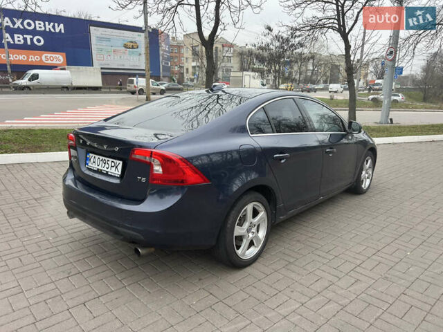 Синій Вольво С60, об'ємом двигуна 2.52 л та пробігом 261 тис. км за 7900 $, фото 2 на Automoto.ua