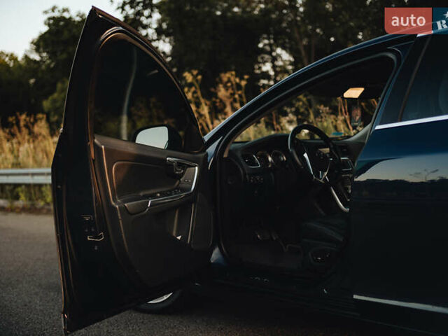 Вольво С60 2012 в Ровно на Automoto.ua Синий Вольво С60, объемом двигателя 2.5 л и пробегом 190 тыс. км за 10850 $, фото 27 на Automoto.ua