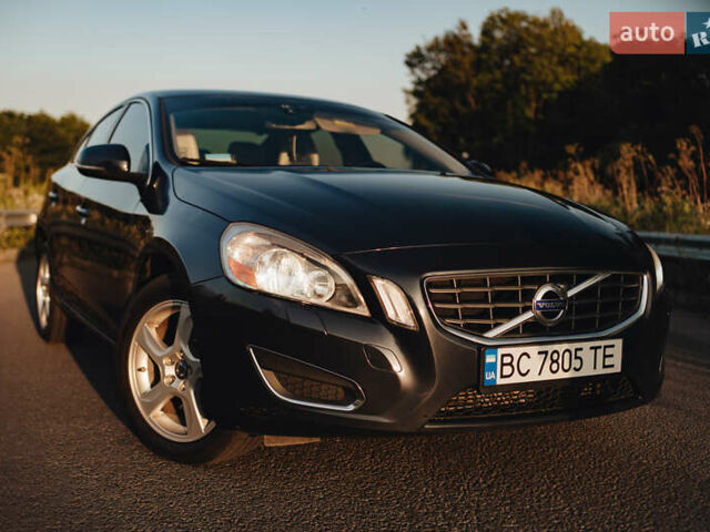 Вольво С60 2012 в Ровно на Automoto.ua Синий Вольво С60, объемом двигателя 2.5 л и пробегом 190 тыс. км за 10850 $, фото 32 на Automoto.ua