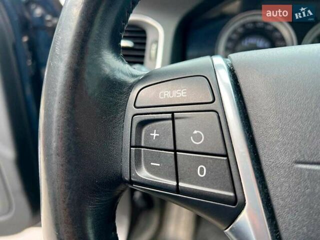 Синій Вольво С60, об'ємом двигуна 2.4 л та пробігом 233 тис. км за 9590 $, фото 22 на Automoto.ua