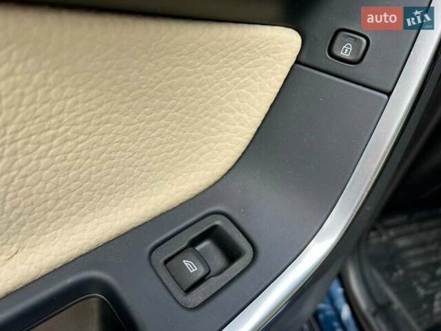 Синій Вольво С60, об'ємом двигуна 2.4 л та пробігом 233 тис. км за 9590 $, фото 35 на Automoto.ua