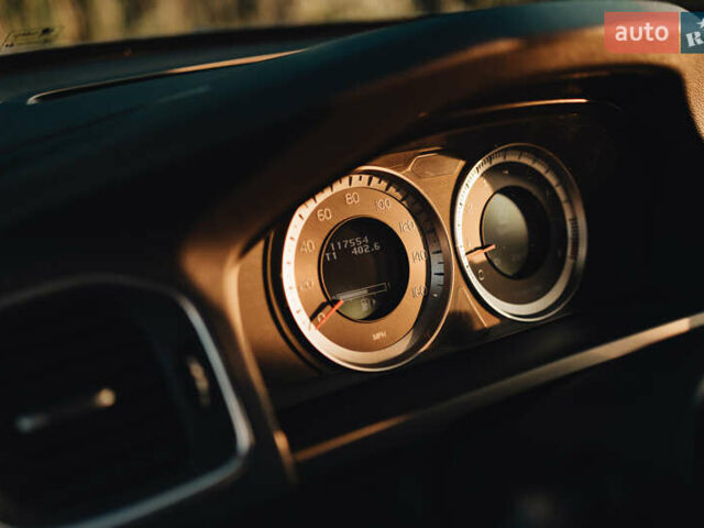 Вольво С60 2012 в Ровно на Automoto.ua Синий Вольво С60, объемом двигателя 2.5 л и пробегом 190 тыс. км за 10850 $, фото 22 на Automoto.ua