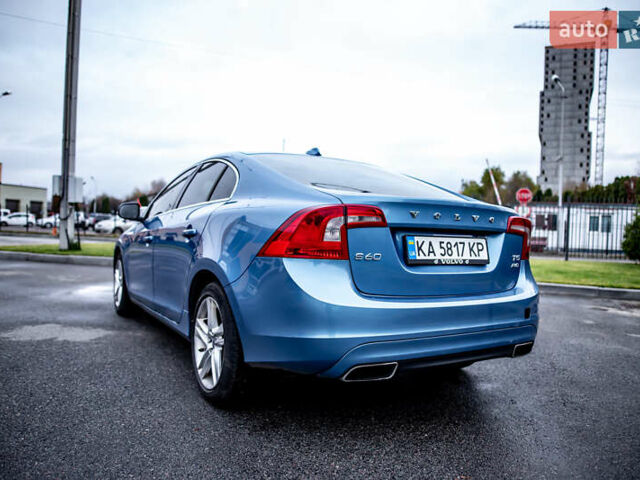 Синий Вольво С60, объемом двигателя 2.5 л и пробегом 269 тыс. км за 12400 $, фото 5 на Automoto.ua